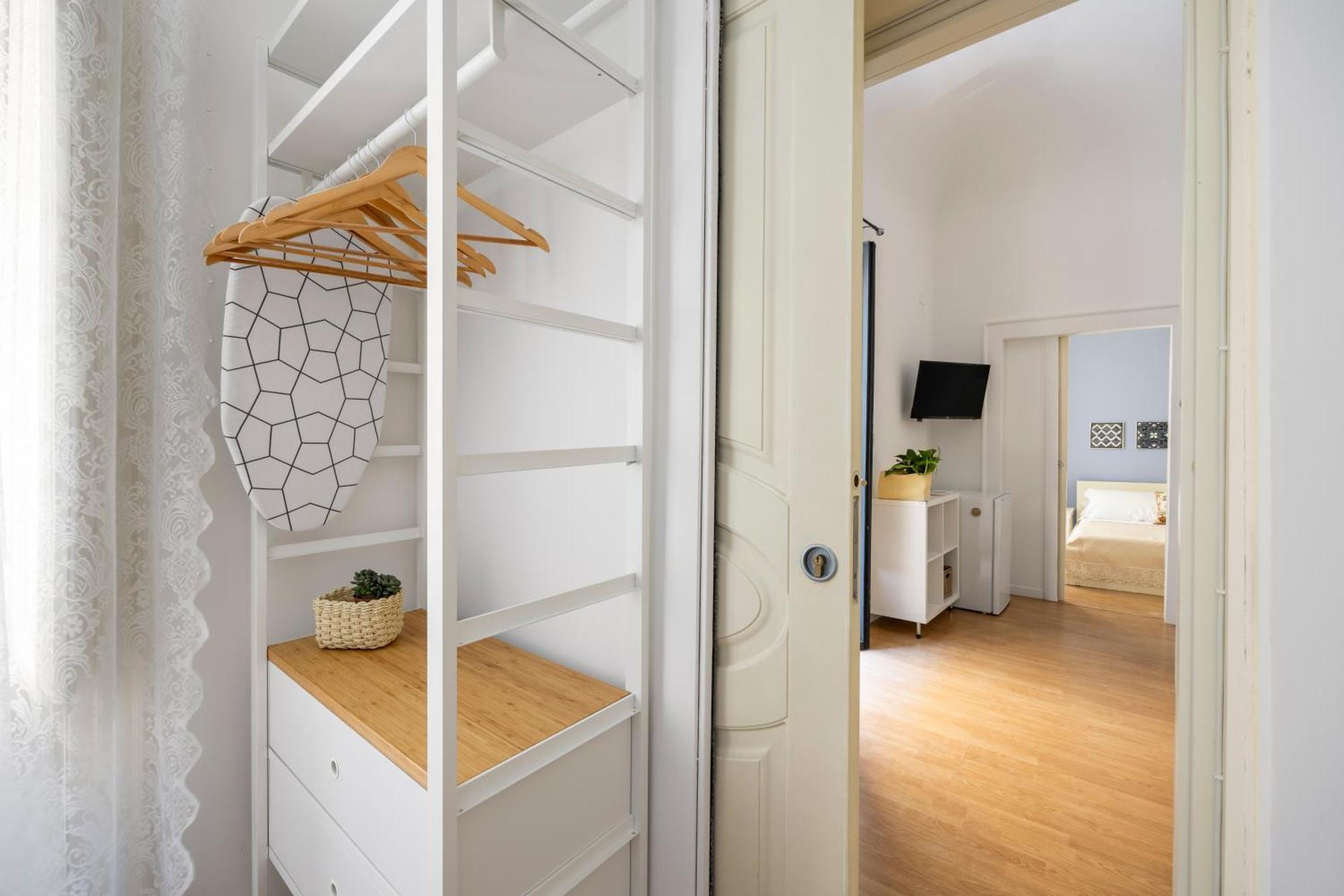Agata E Rosalia 2 Bedroom Flat At The Quattro Canti Palermo Exterior foto